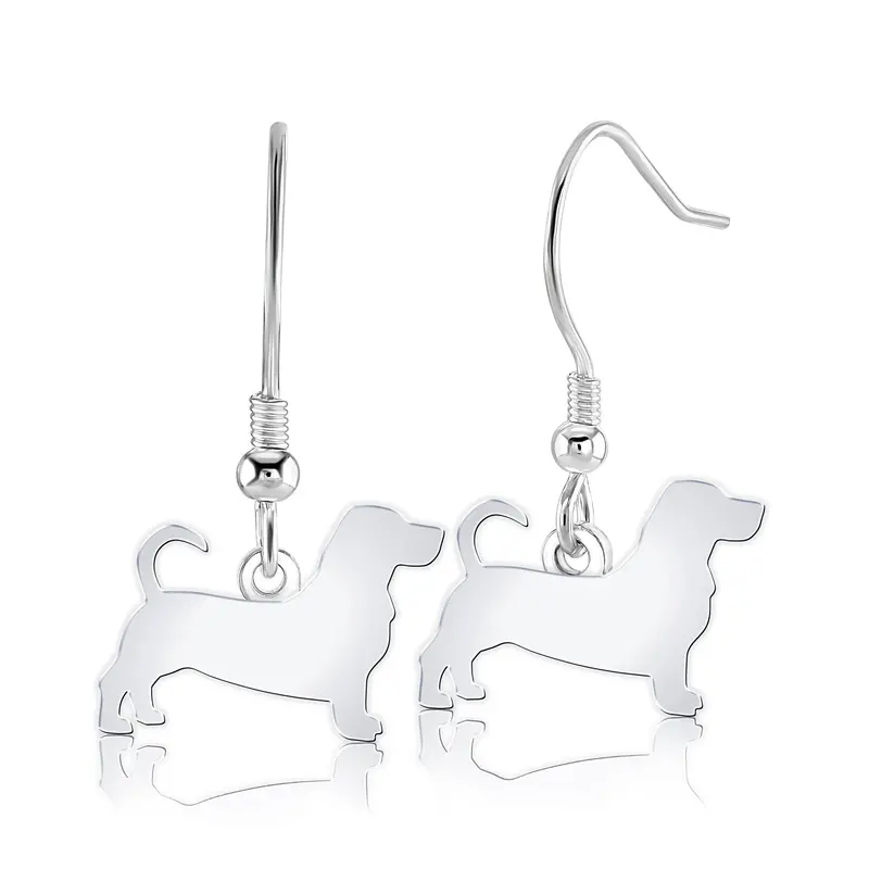 Basset Hound Earrings – Expressive Silver Breed Design 1