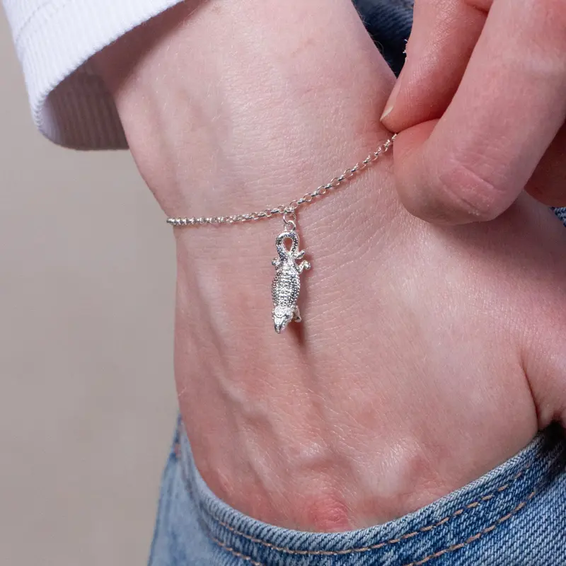 Bearded Dragon Charm Bracelet – Minimalist Sterling Silver Design 1