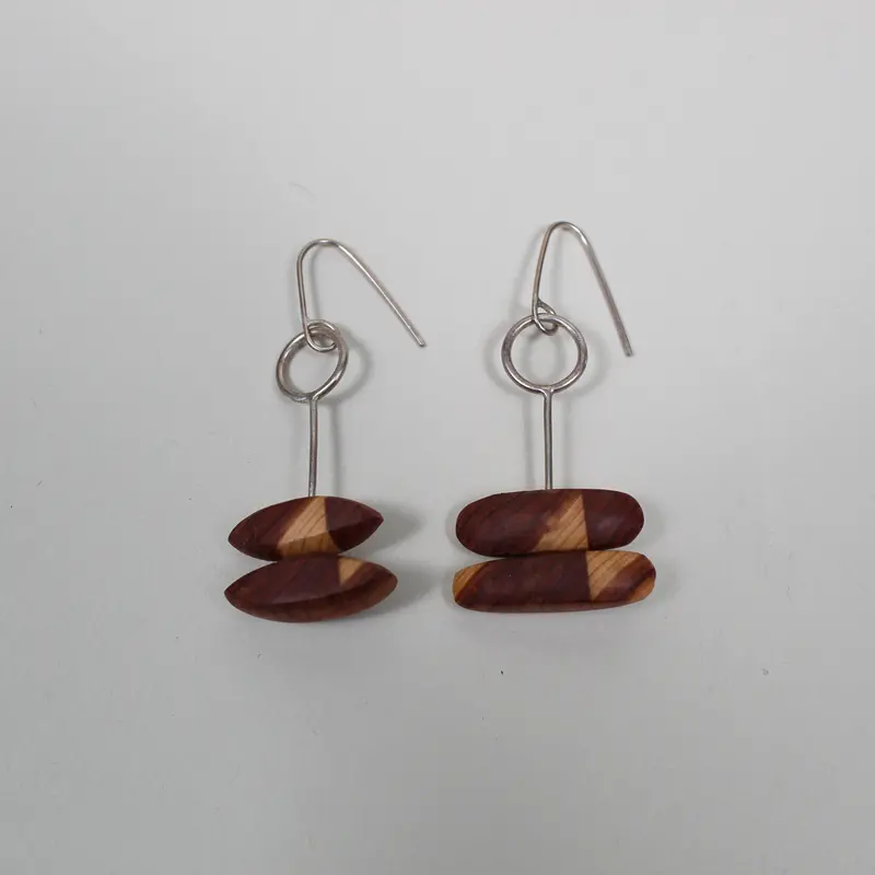 Cedar Stacked Oval Earrings By Alpa Sheth Studio 1