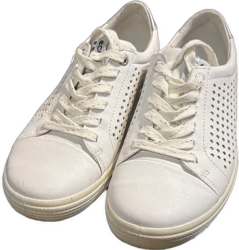 Ecco Women'S Premium White Golf Shoes – Size 5 1