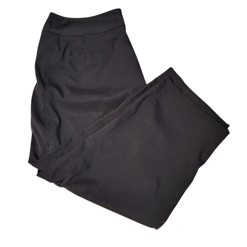 Tail Black Classic-Fit Women’S Golf Capris – Size 12 1