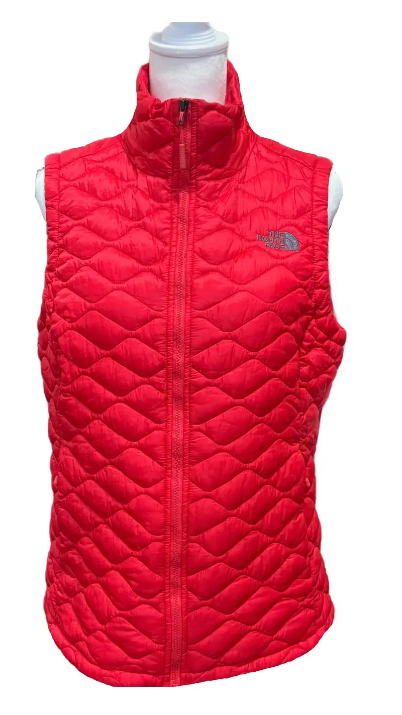 The North Face Red Lightweight Puffer Vest – Women’S Size M 1